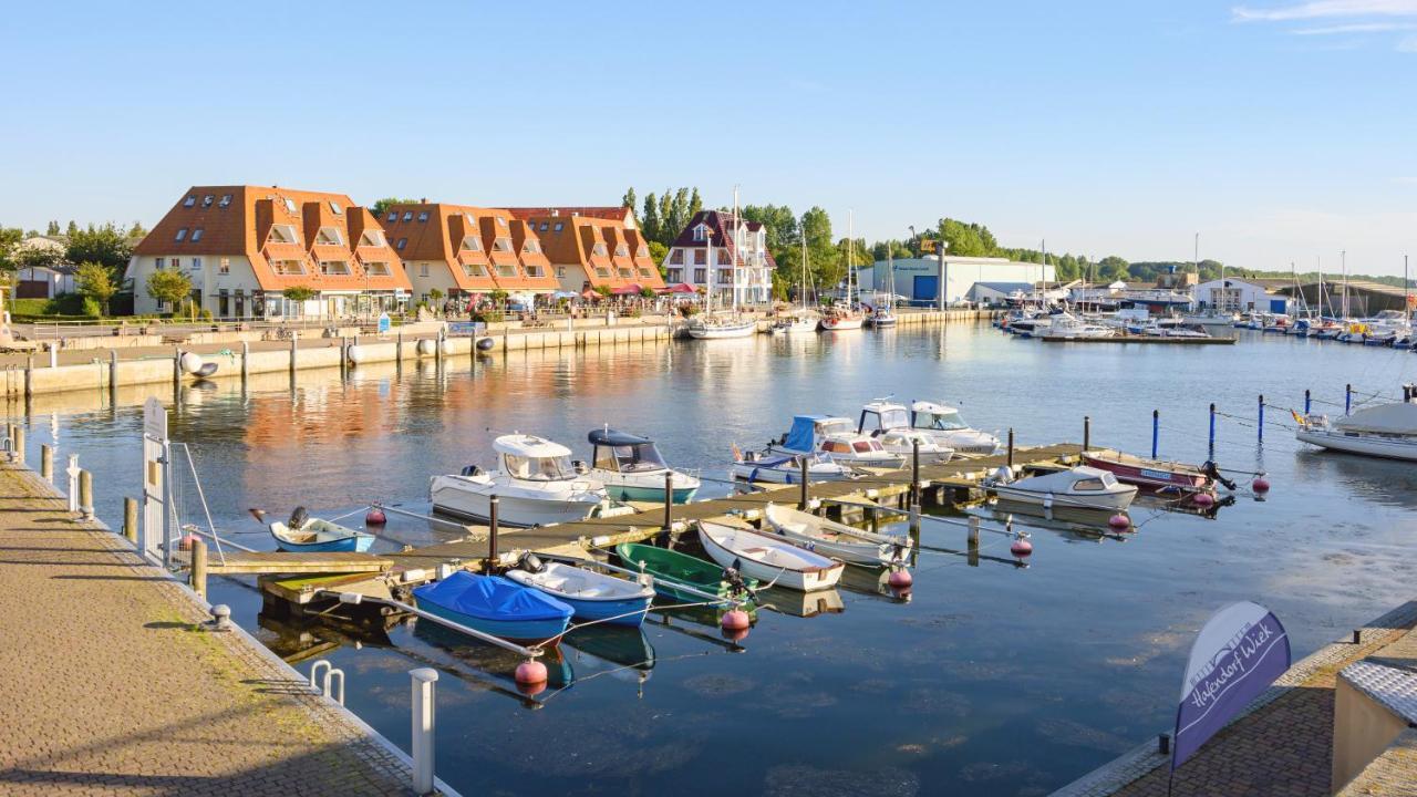 Wiek-Resort Wiek auf Rügen Esterno foto